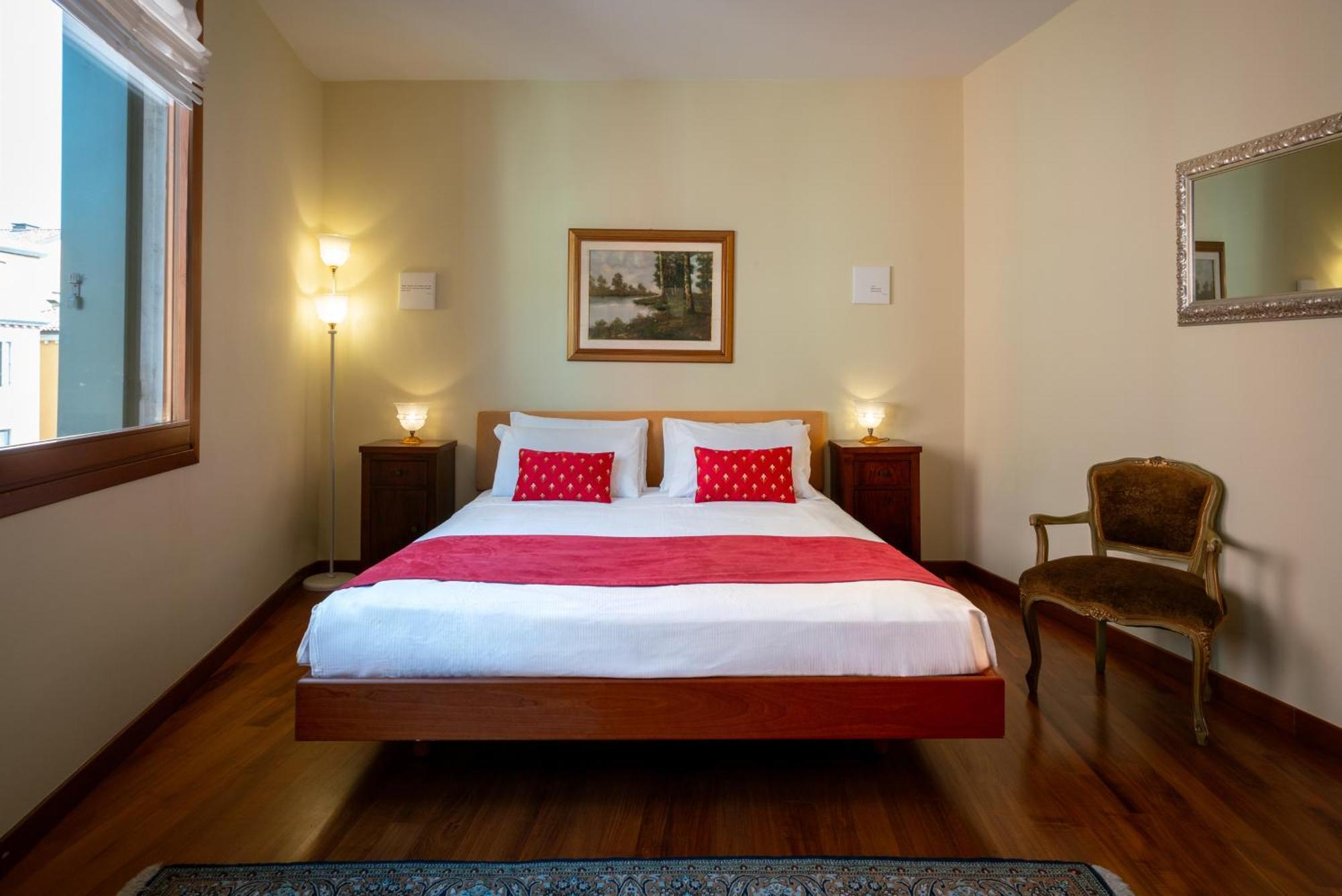 Palazzo San Luca Hotel Venice Room photo