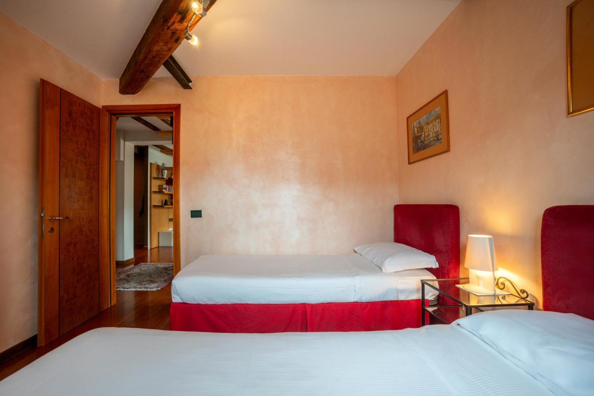 Palazzo San Luca Hotel Venice Room photo